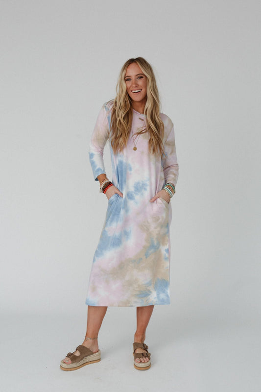 The Nest Soul Shine Pocketed Tie Dye Midi Dress - Lavender Taupe - Pre Order