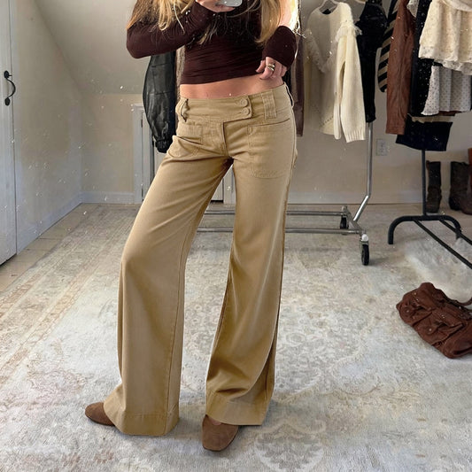 Button pocket wide leg low rise jeans  | Festival Outfits Women
