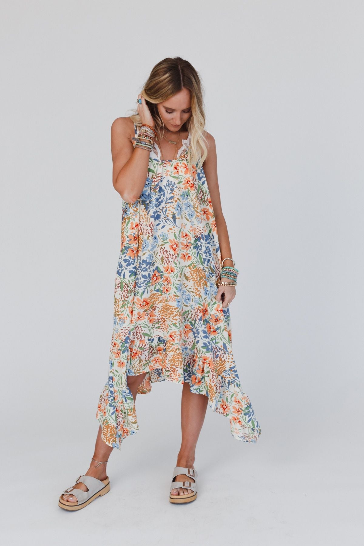 The Nest Ellie Ruffle Midi Dress - Brown Floral