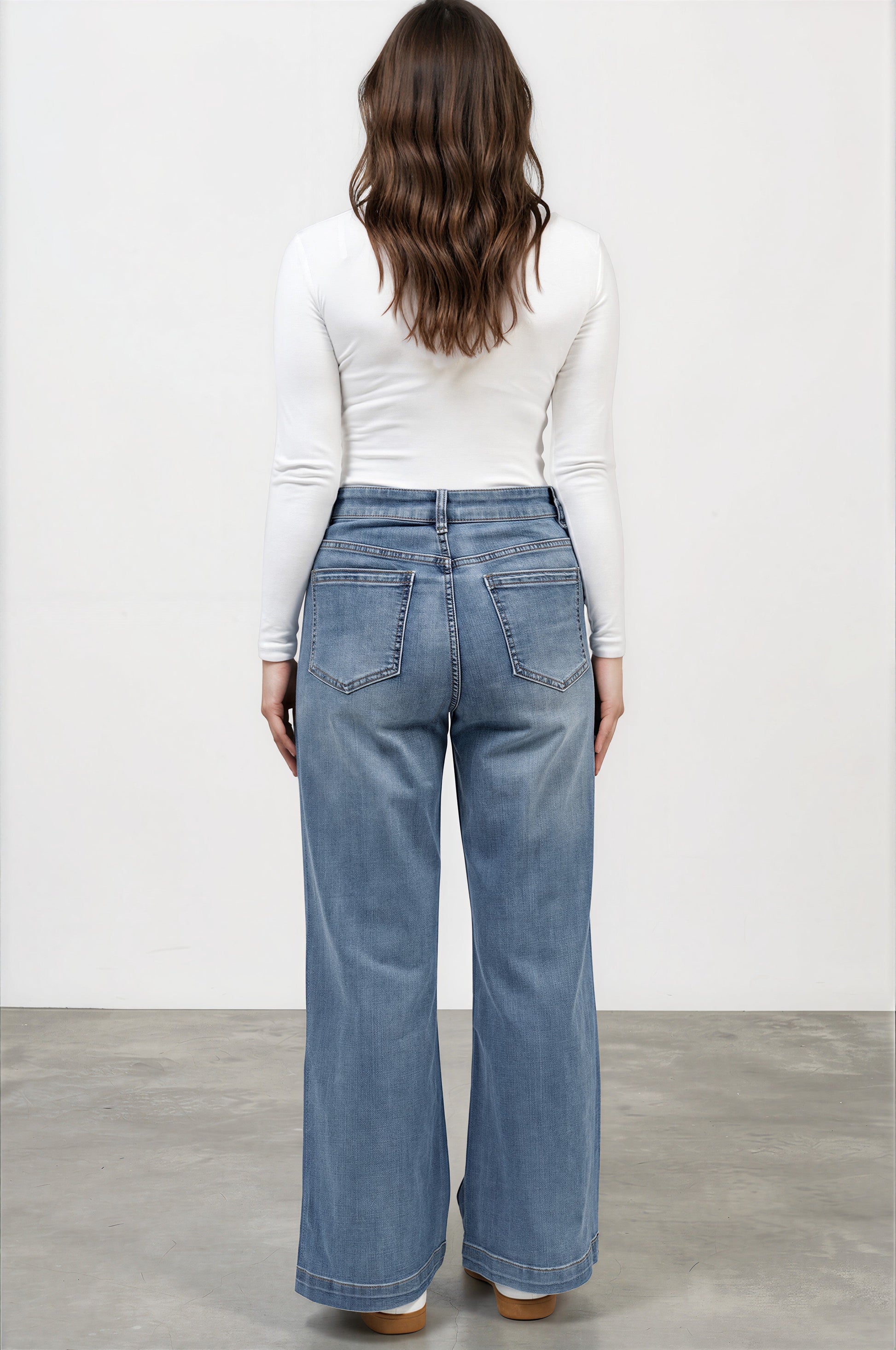 Amonie Jeans - High Waisted Wide Leg Jeans in Mid Wash Denim