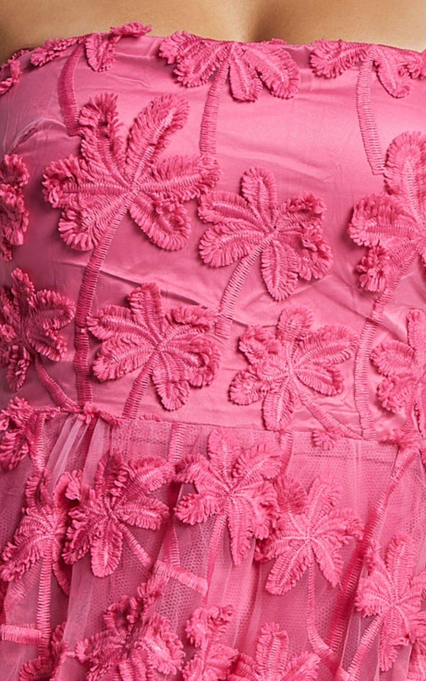 Rheiva Midi Dress - Strapless 3D Embroidery Midi Dress in Pink