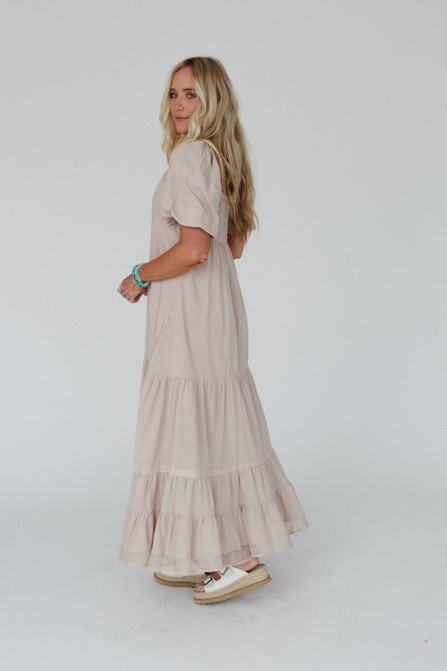 Peony Paradise Lace Trim Dress - Mocha