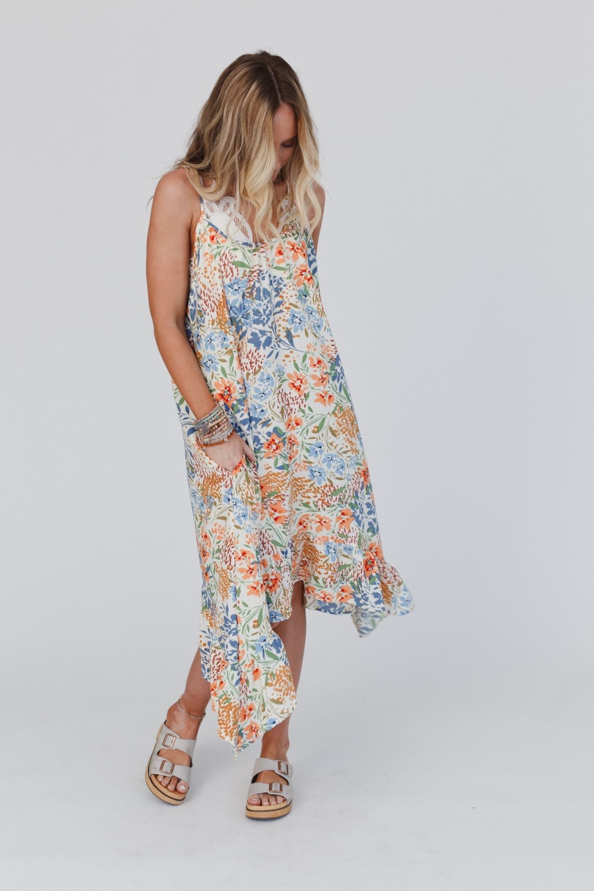 The Nest Ellie Ruffle Midi Dress - Brown Floral