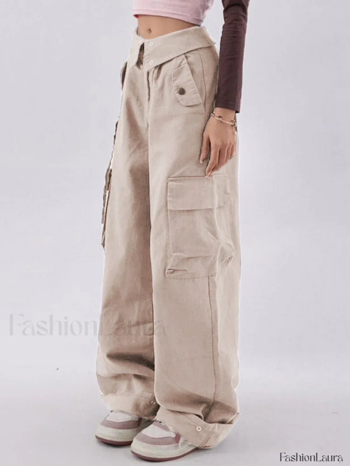 Buttoned High Waisted Cargo Pants