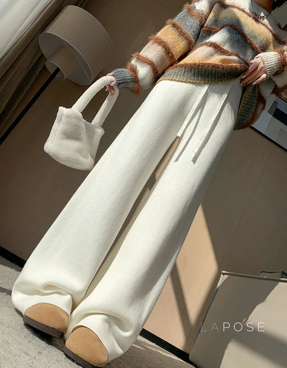 Avarie Cozy Wide-Leg Pants